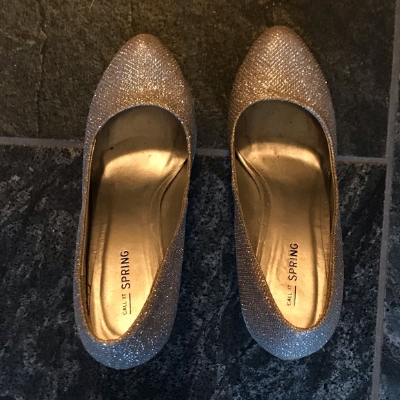 Call it Spring pumps - Picture 5 of 5